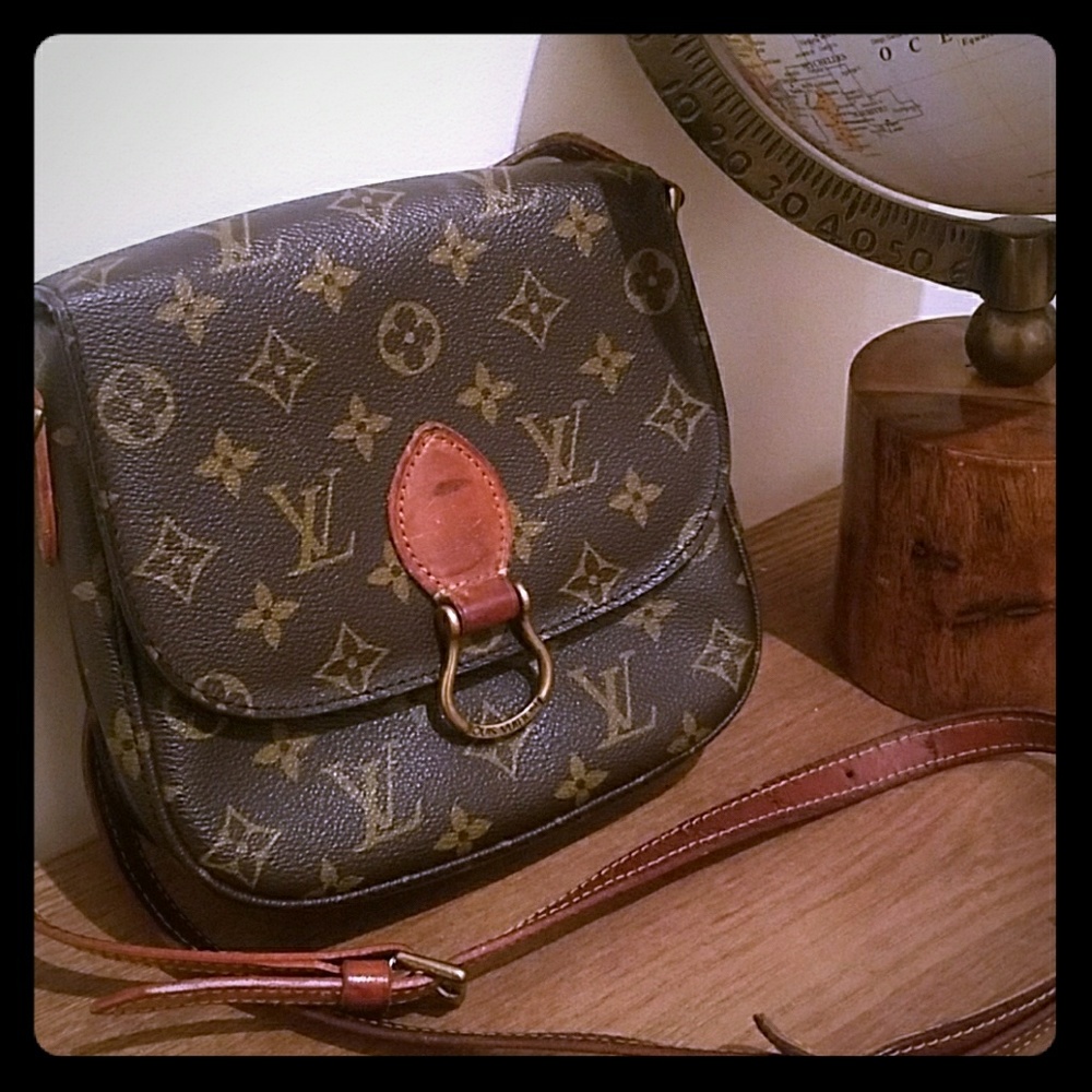 Authentic Louis Vuitton Monogram Saint Cloud